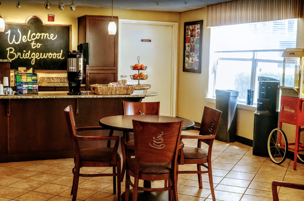 bridgewood bistro room