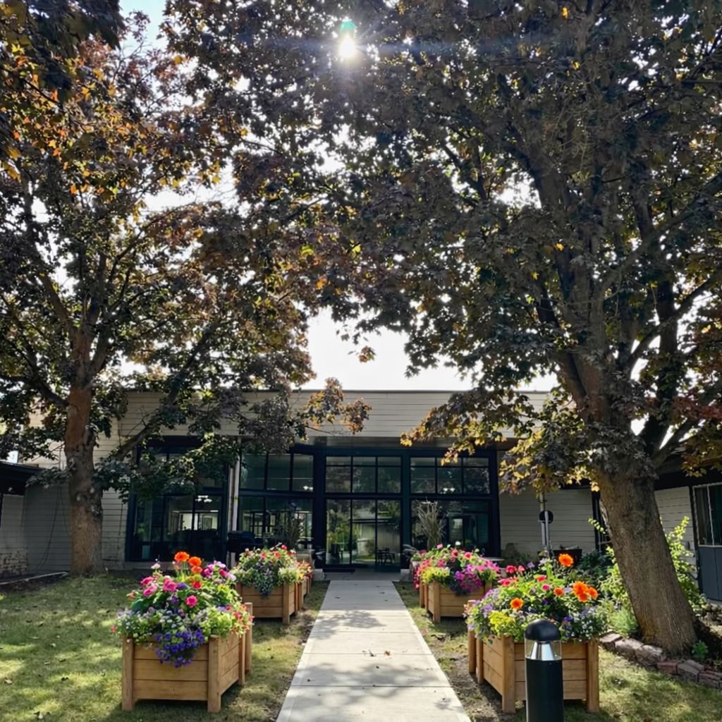 Rose Pointe exterior